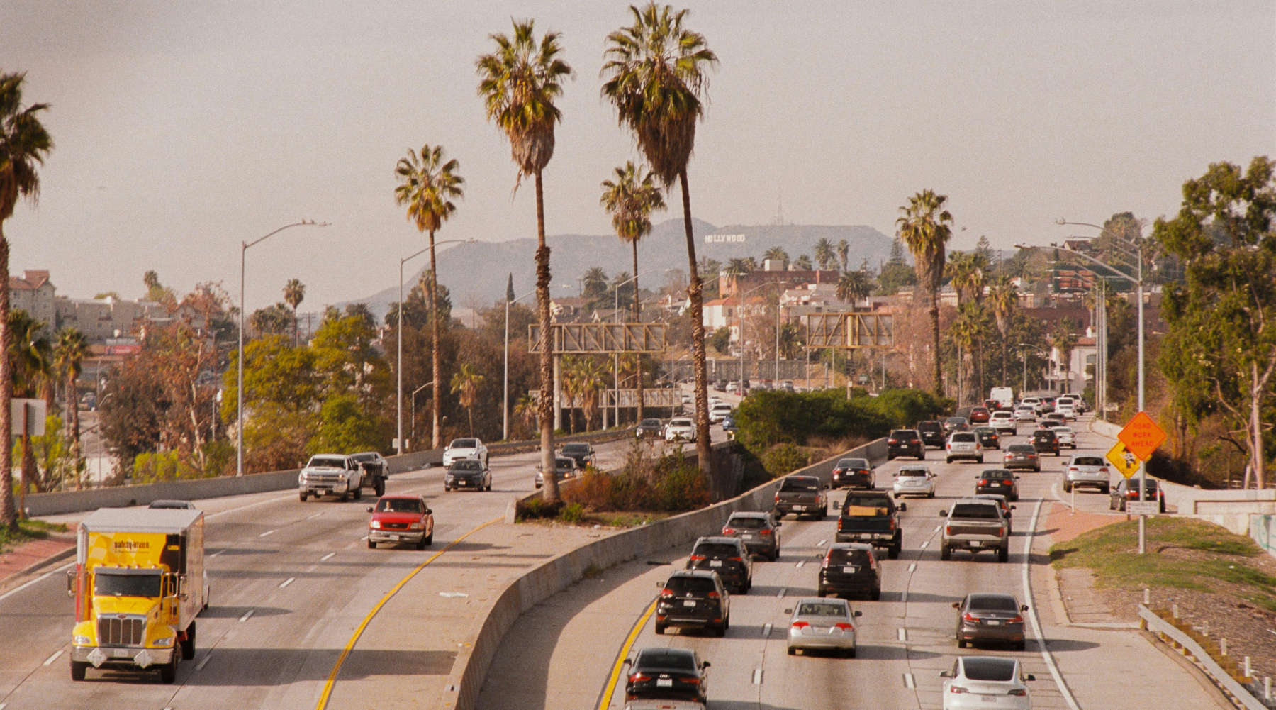 Google AI suggests Los Angeles as a good location for attending film school.